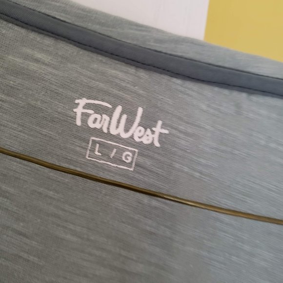 FarWest Longsleeve - Picture 2 of 3